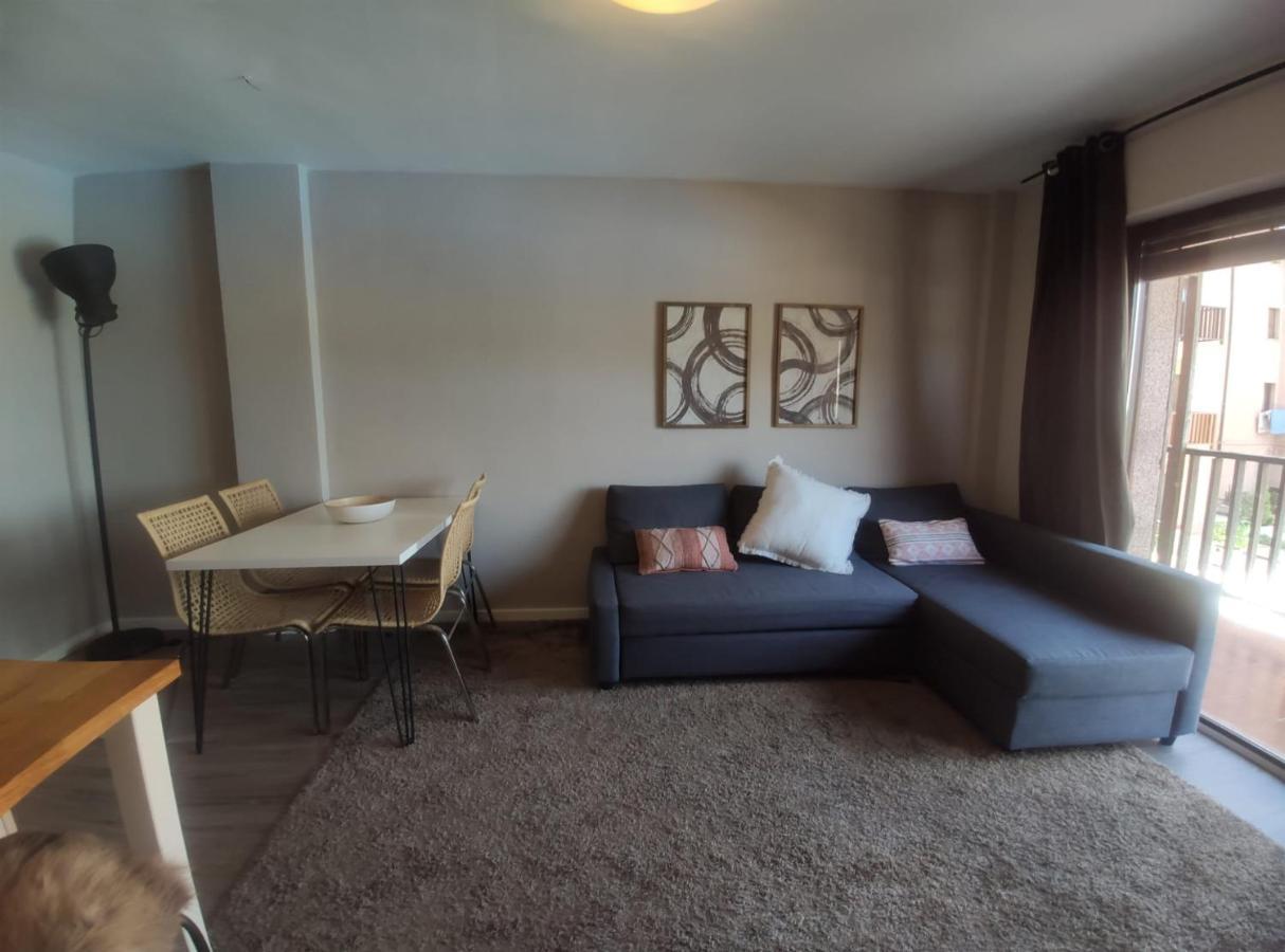 Apartamento D'Ousseau ฮากา ภายนอก รูปภาพ